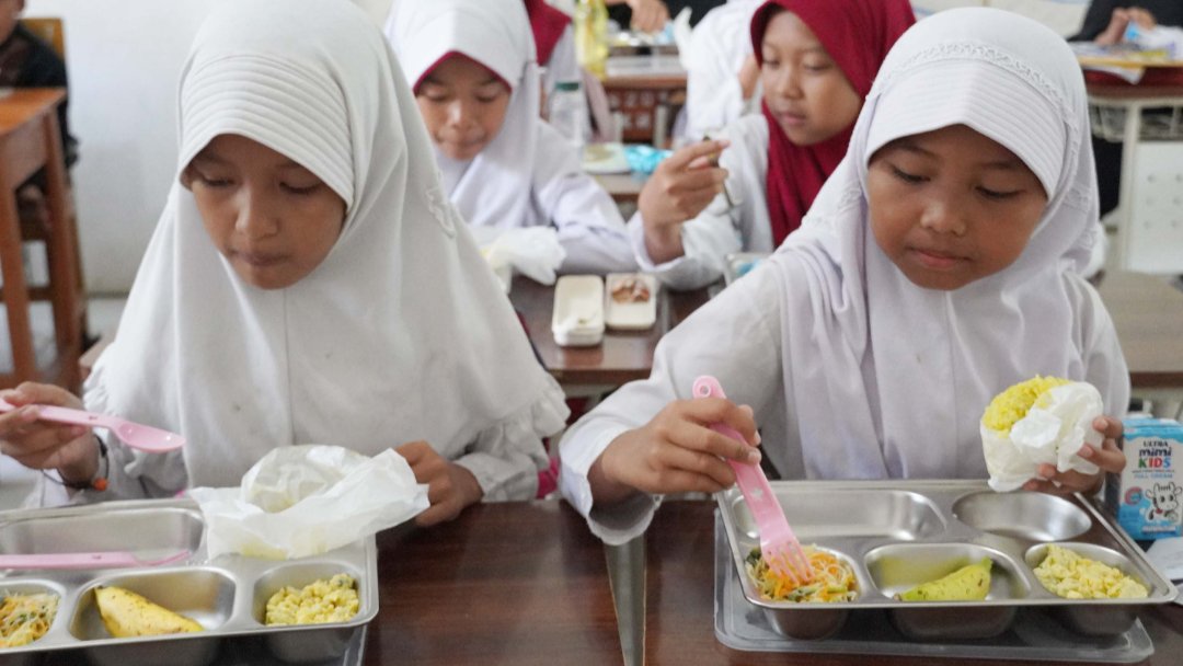 Klarifikasi BGN Banda Aceh Terkait Viral Menu MBG Berupa Bahan Mentah di Tangerang Selatan